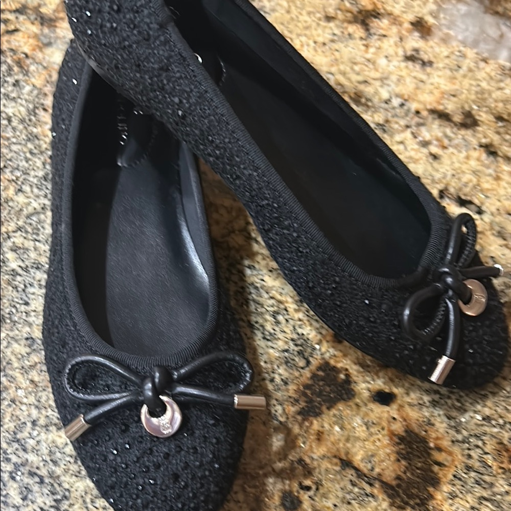 Bandolino Black Glitter Flats with Bow Accents